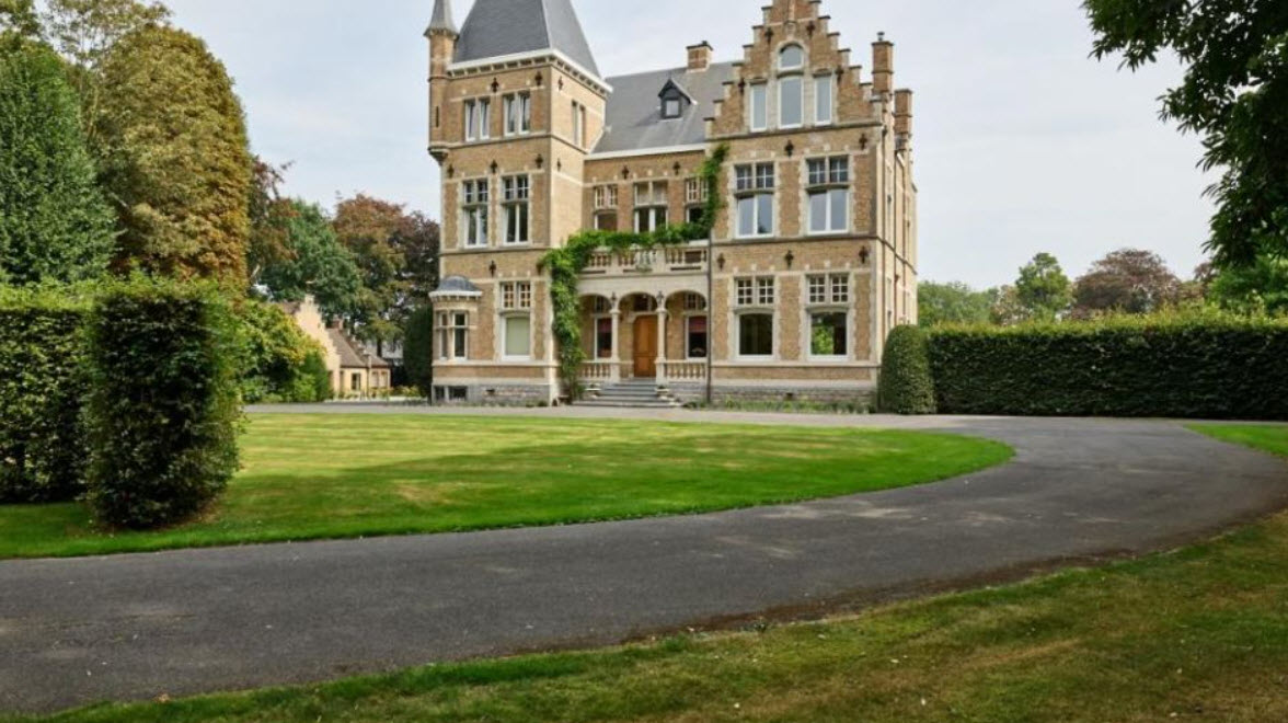 Kasteel Ter Wallen, Belgium